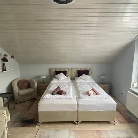 Sweet Home Apartman Balatonfured Exterior photo